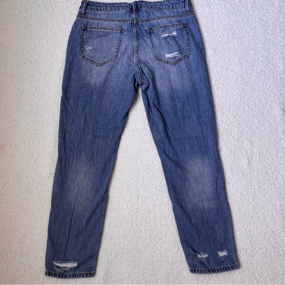 Distressed High Rise Jeans - Picture 6 of 8